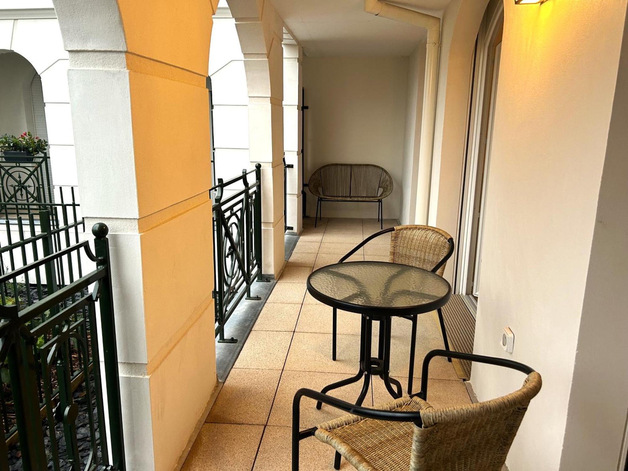 Garden By Dream Apartments Serris Bagian luar foto