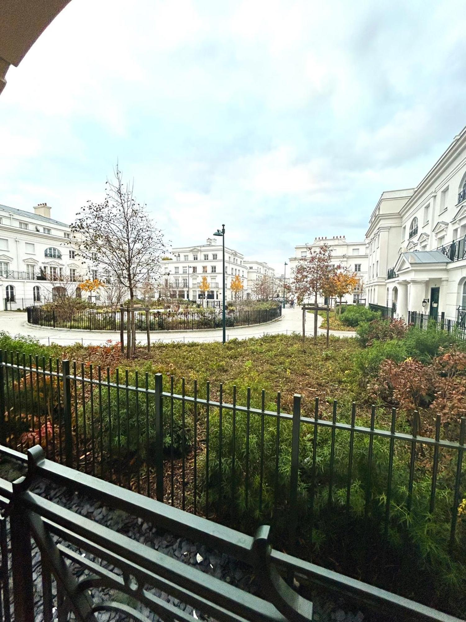 Garden By Dream Apartments Serris Bagian luar foto